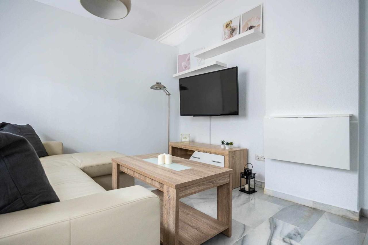 Comfy Away Apartment Seville Exterior photo