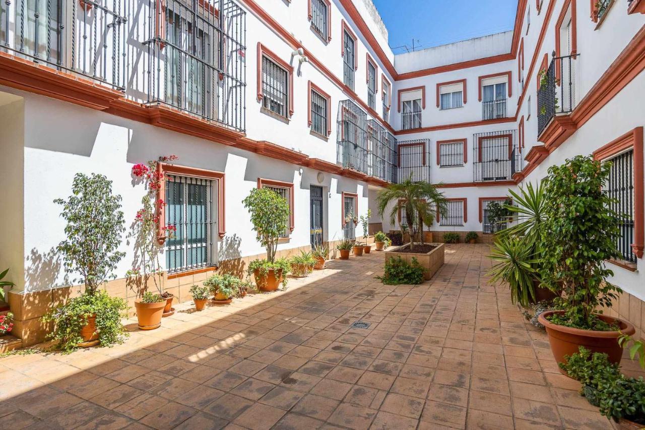 Comfy Away Apartment Seville Exterior photo